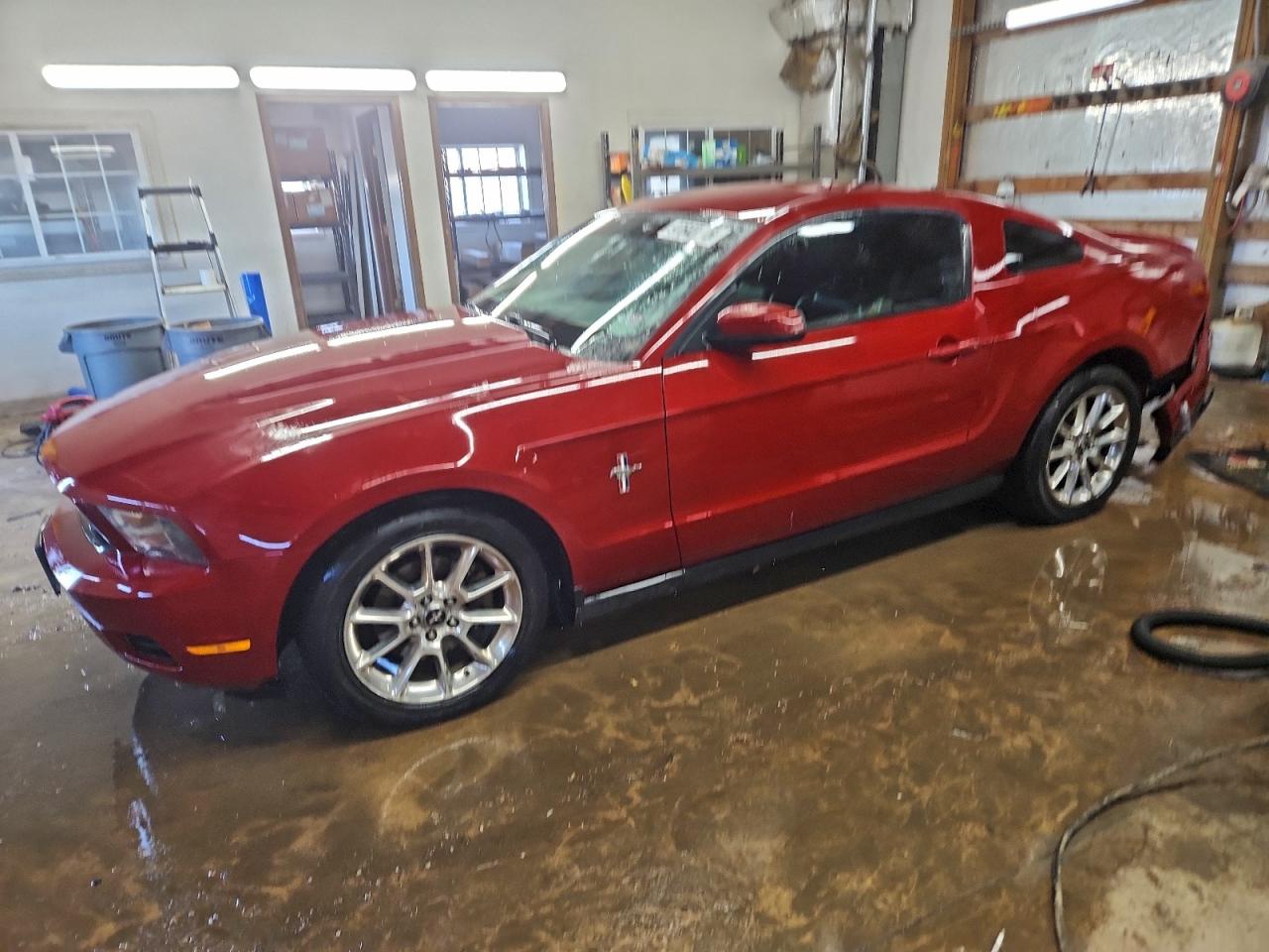 FORD MUSTANG 2011
