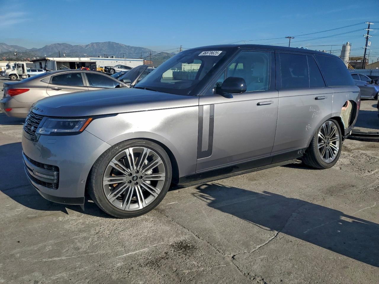 LAND ROVER RANGE ROVER 2023