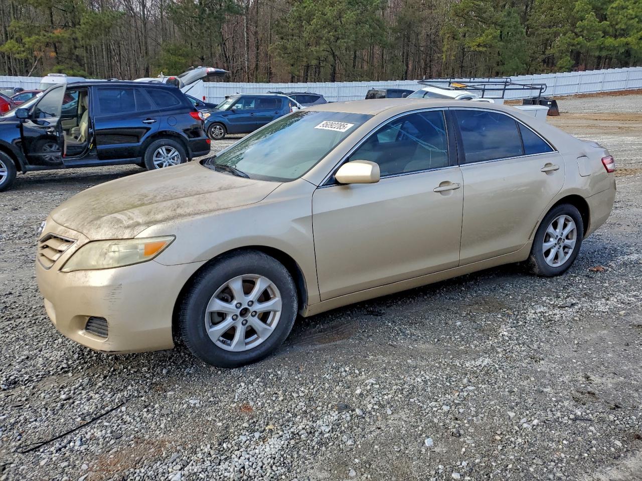 TOYOTA CAMRY BASE 2011