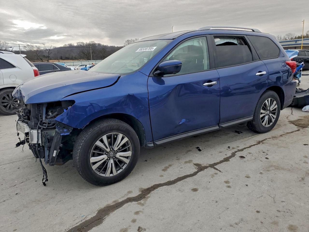NISSAN PATHFINDER 2019