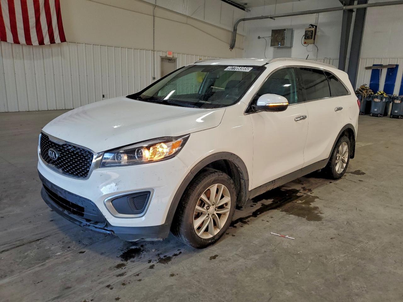 KIA SORENTO LX 2017