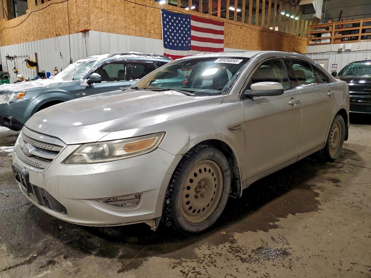 FORD TAURUS SHO 2011