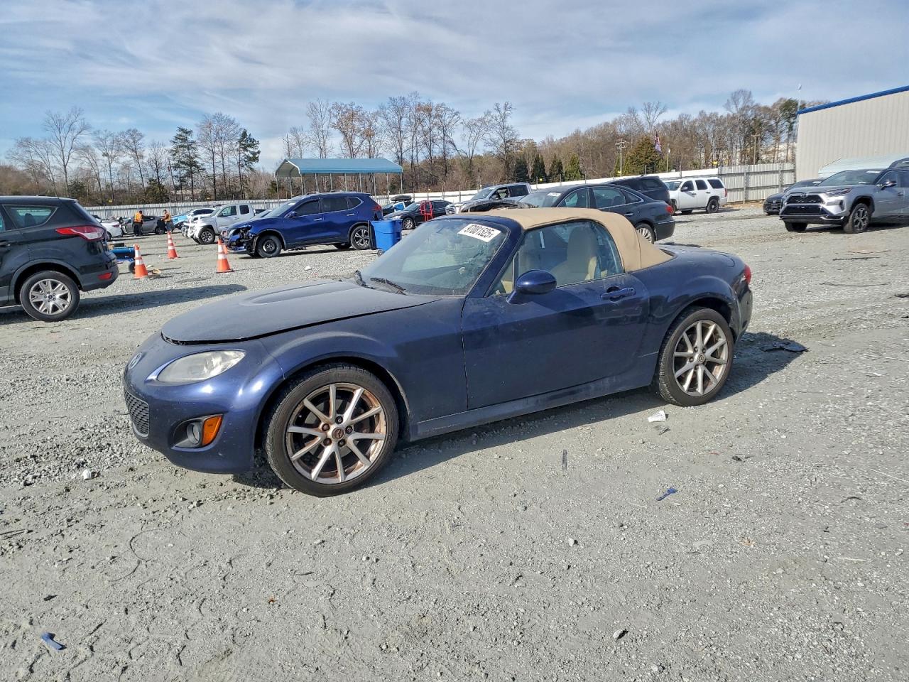 MAZDA MX-5 MIATA 2010
