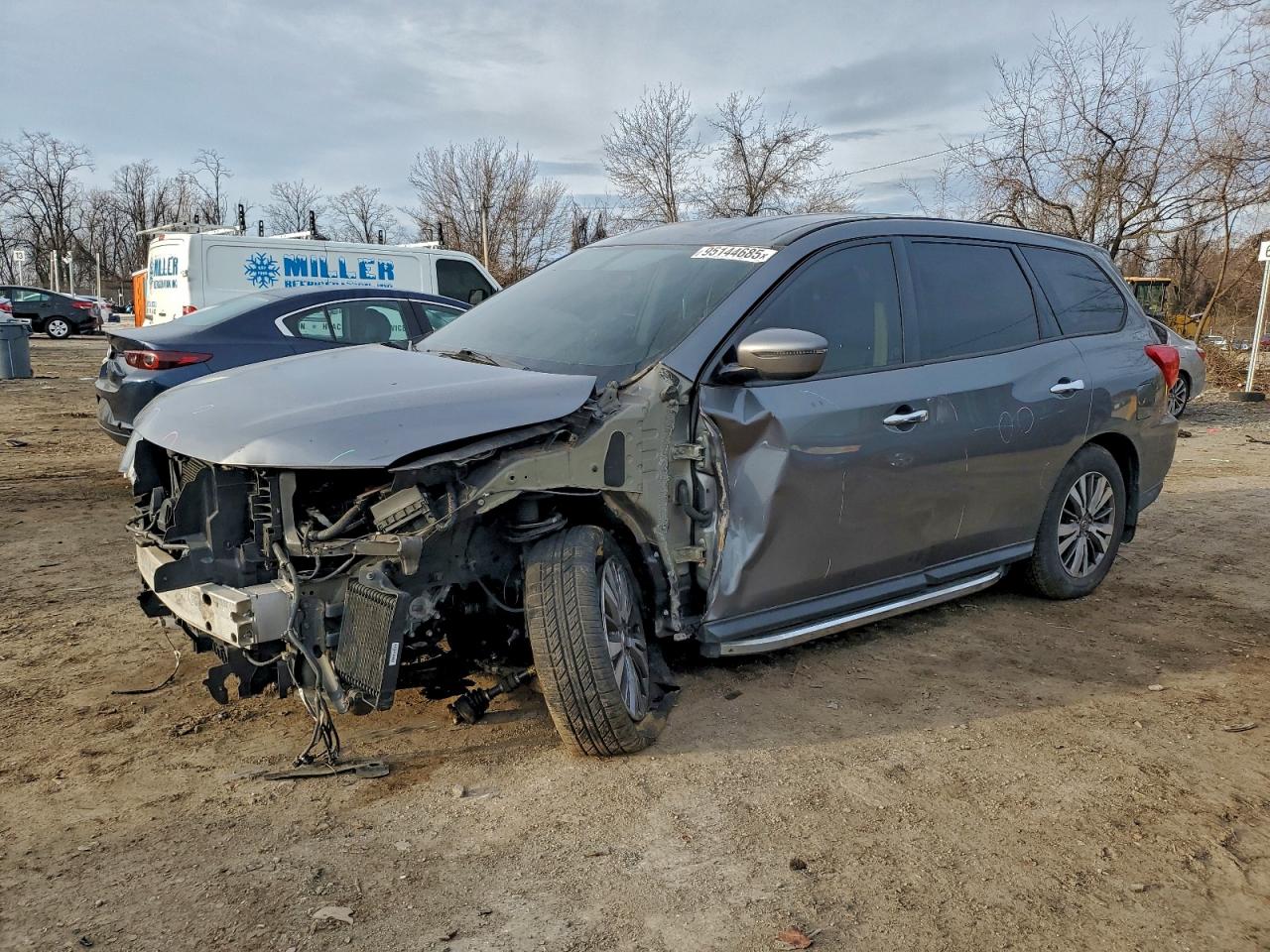 NISSAN PATHFINDER 2019