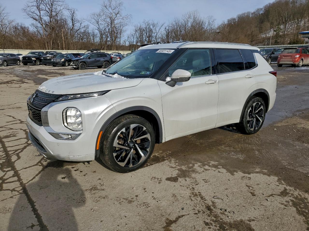 MITSUBISHI OUTLANDER 2022