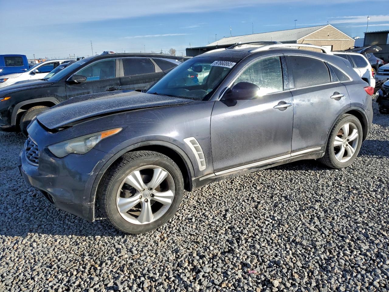 INFINITI FX35 2010