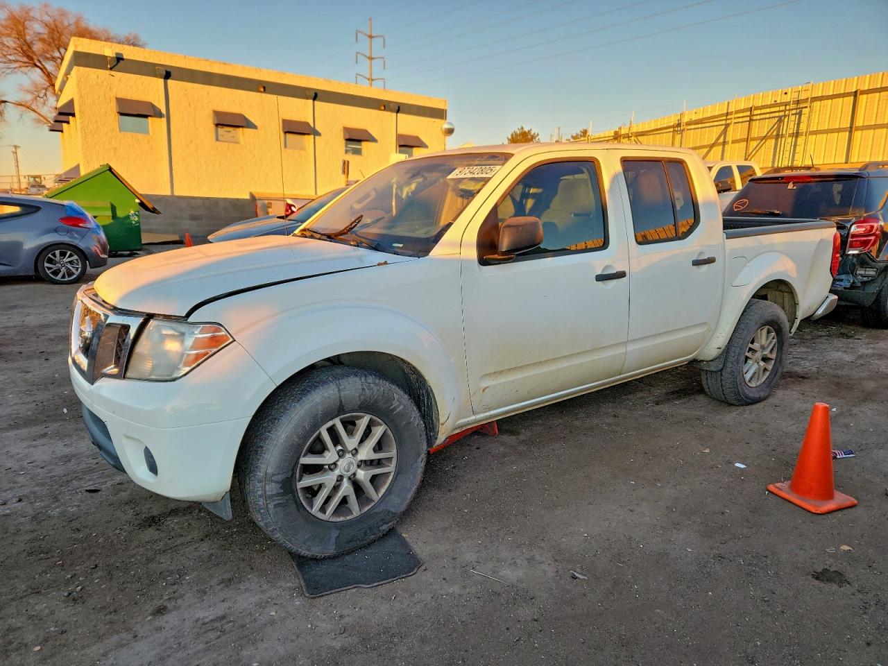 NISSAN FRONTIER 2016