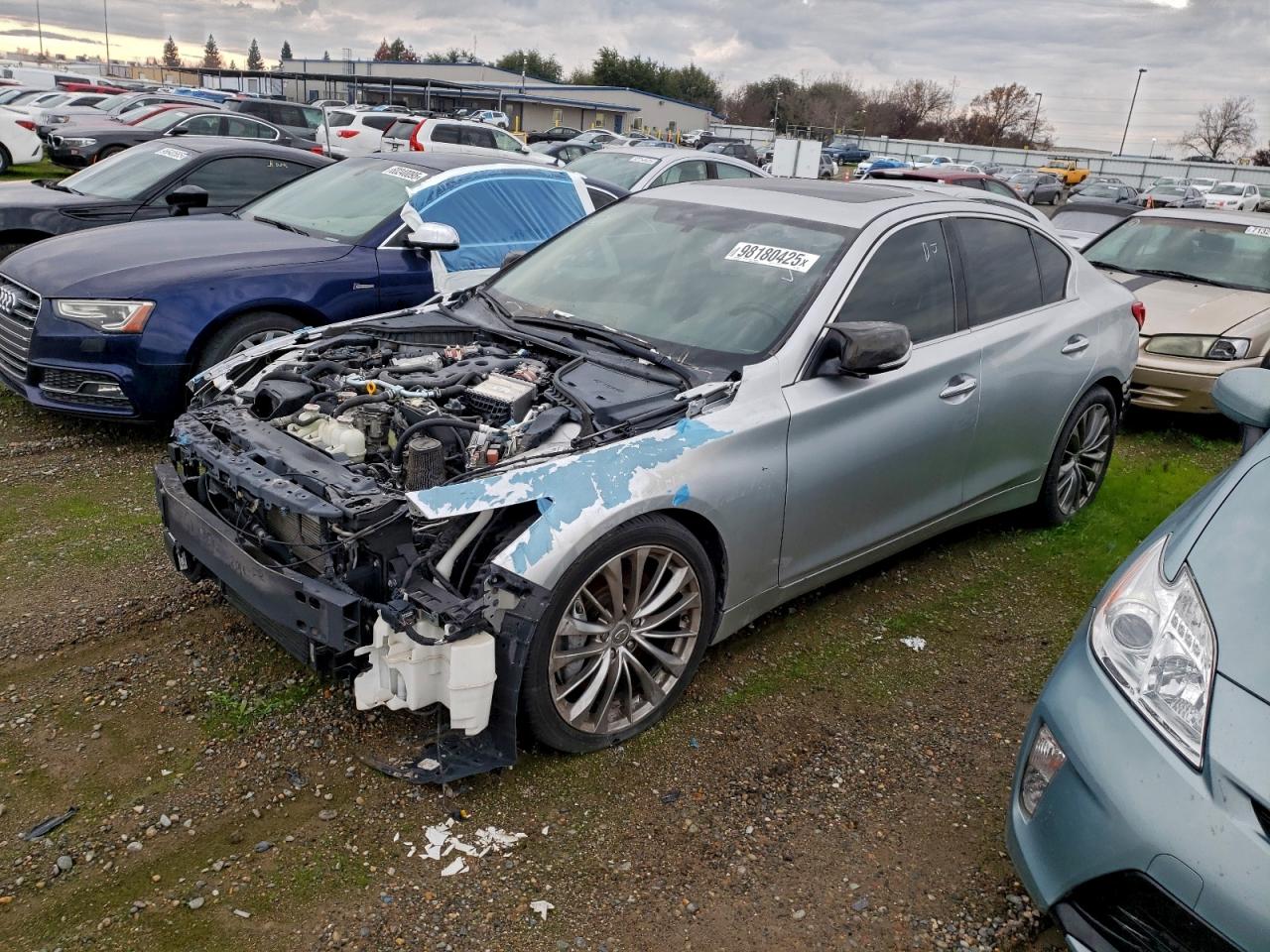 INFINITI Q50 2017