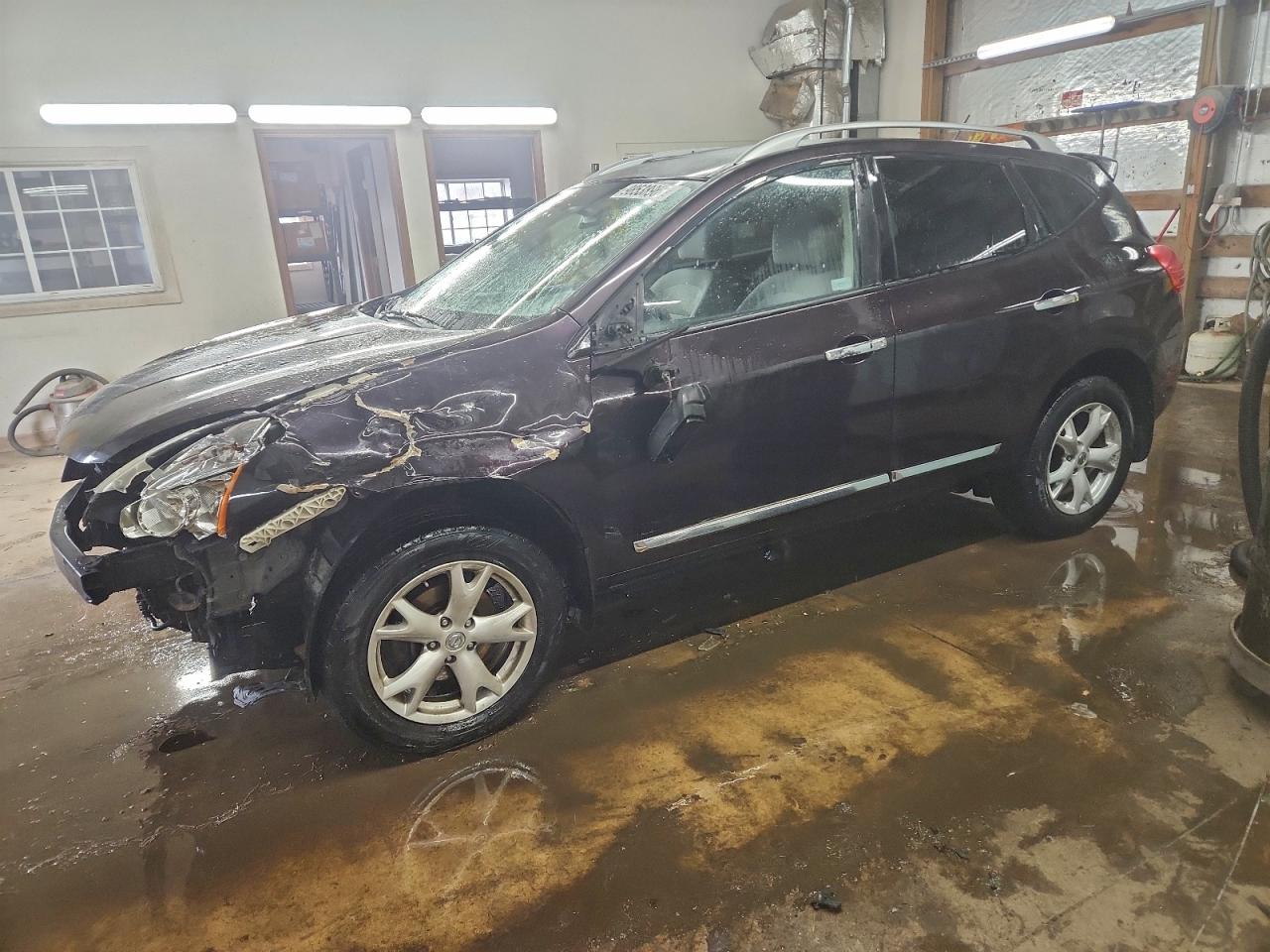 NISSAN ROGUE 2011