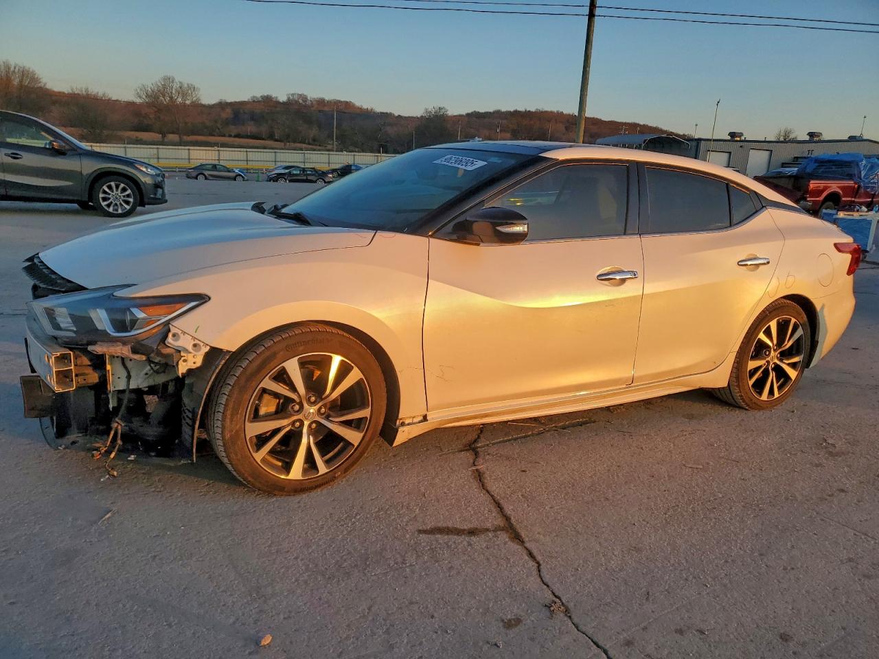 NISSAN MAXIMA 2017
