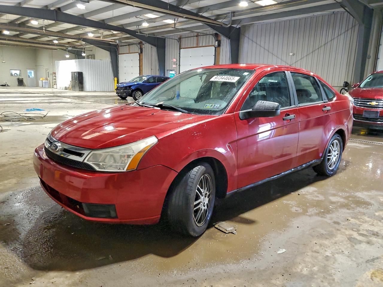 FORD FOCUS SE 2011