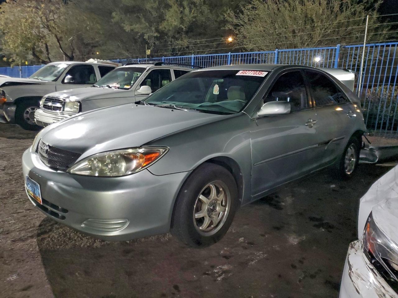 TOYOTA CAMRY LE 2002