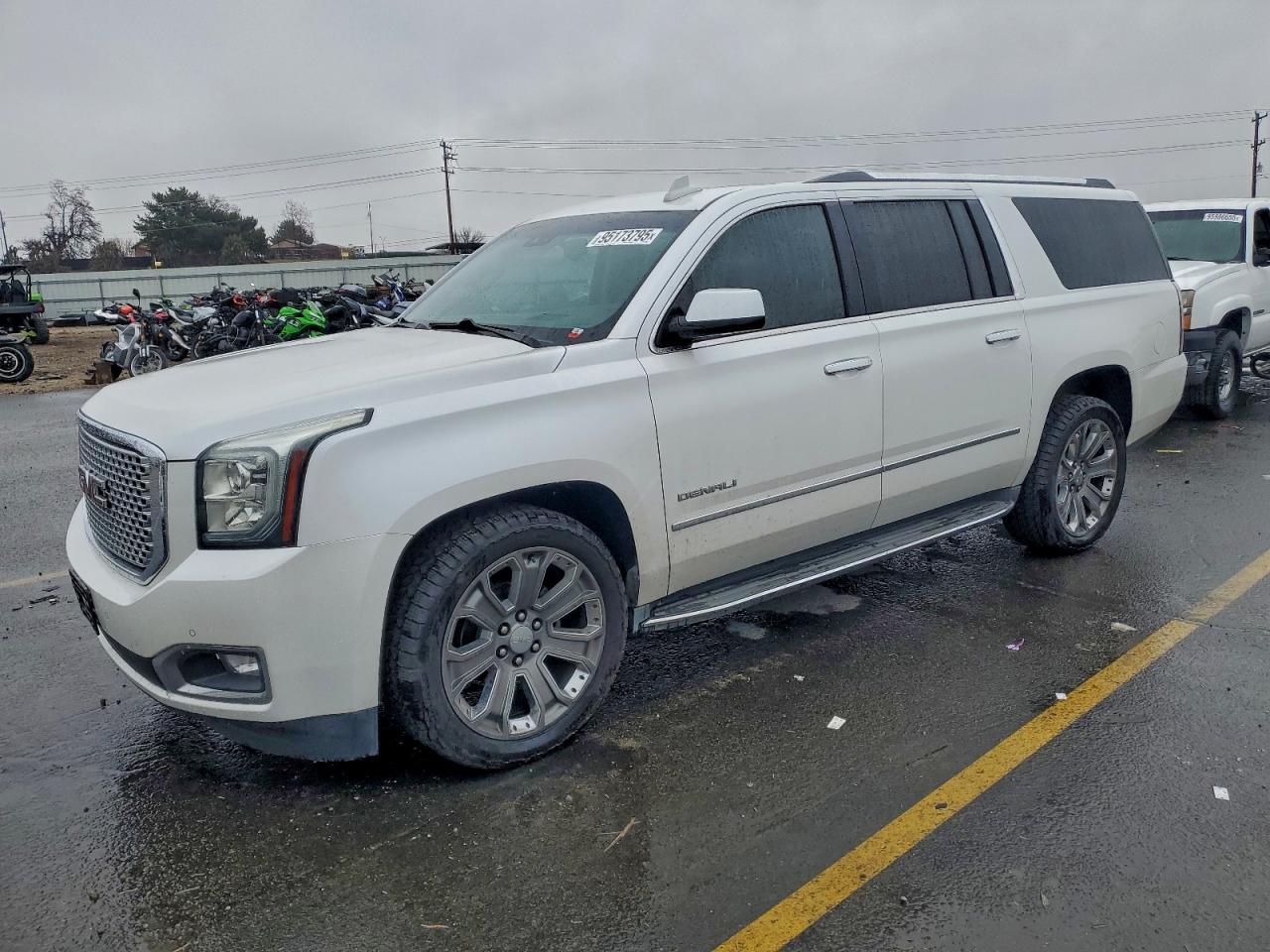 GMC YUKON XL D 2016