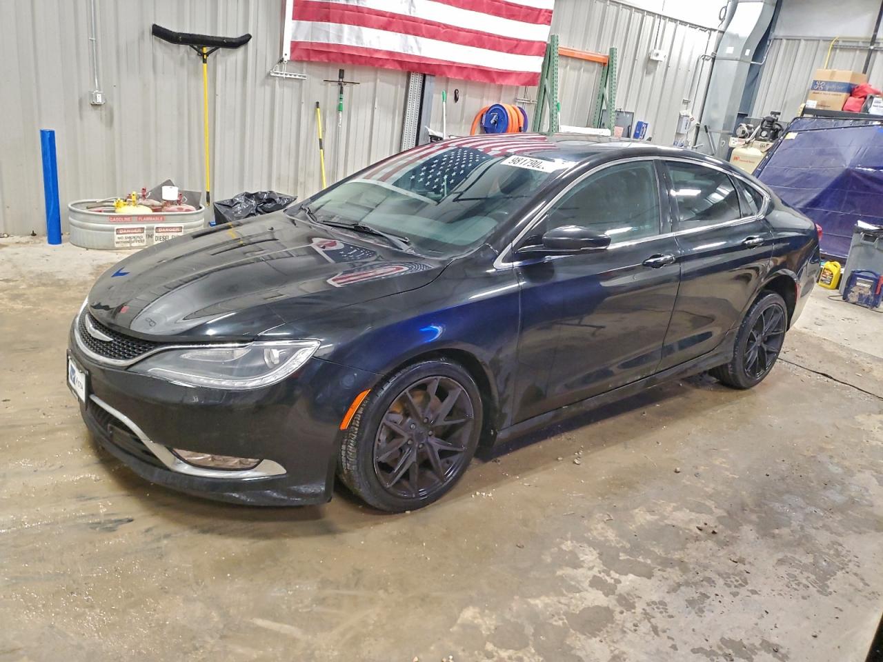 CHRYSLER 200 2015