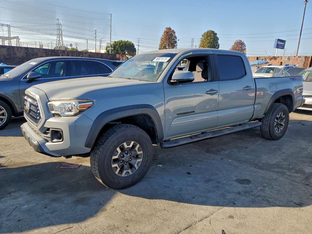 TOYOTA TACOMA DOU 2019