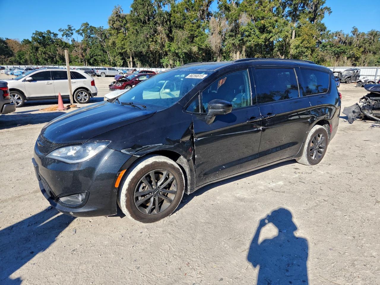 CHRYSLER PACIFICA 2020
