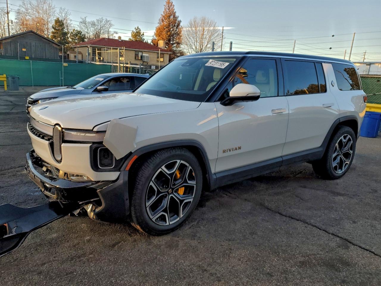 RIVIAN R1S LAUNCH 2023
