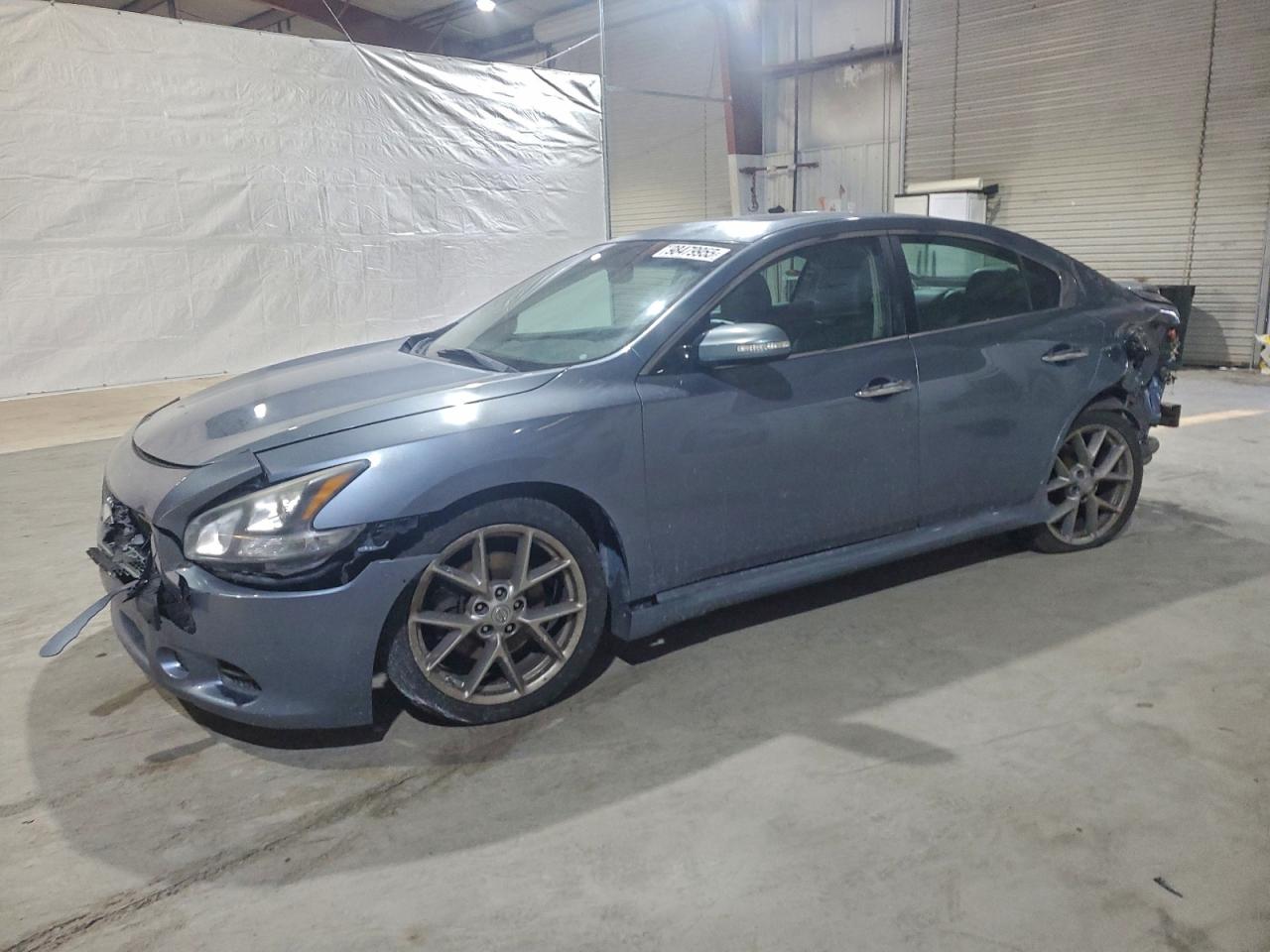 NISSAN MAXIMA 2011