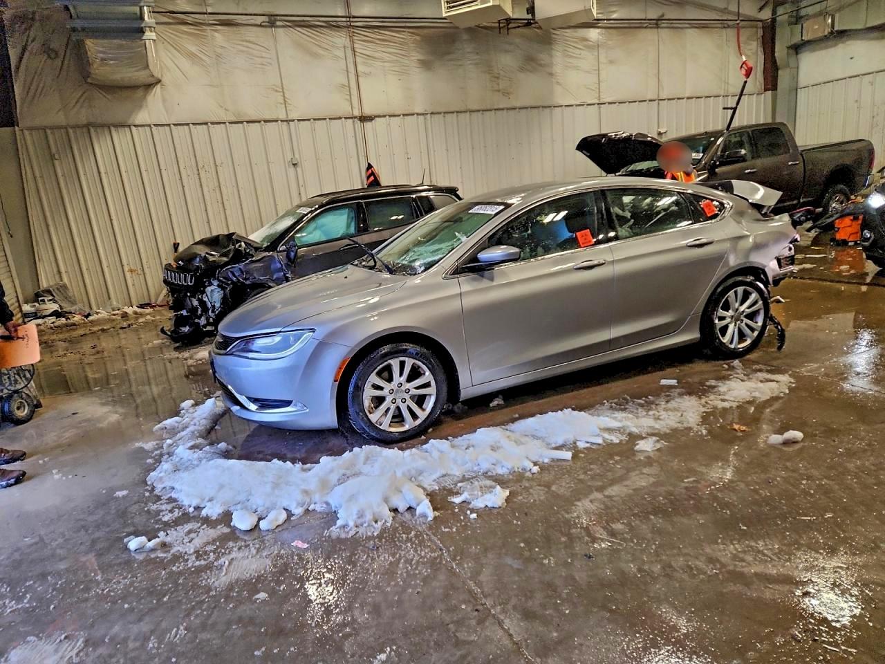 CHRYSLER 200 2016