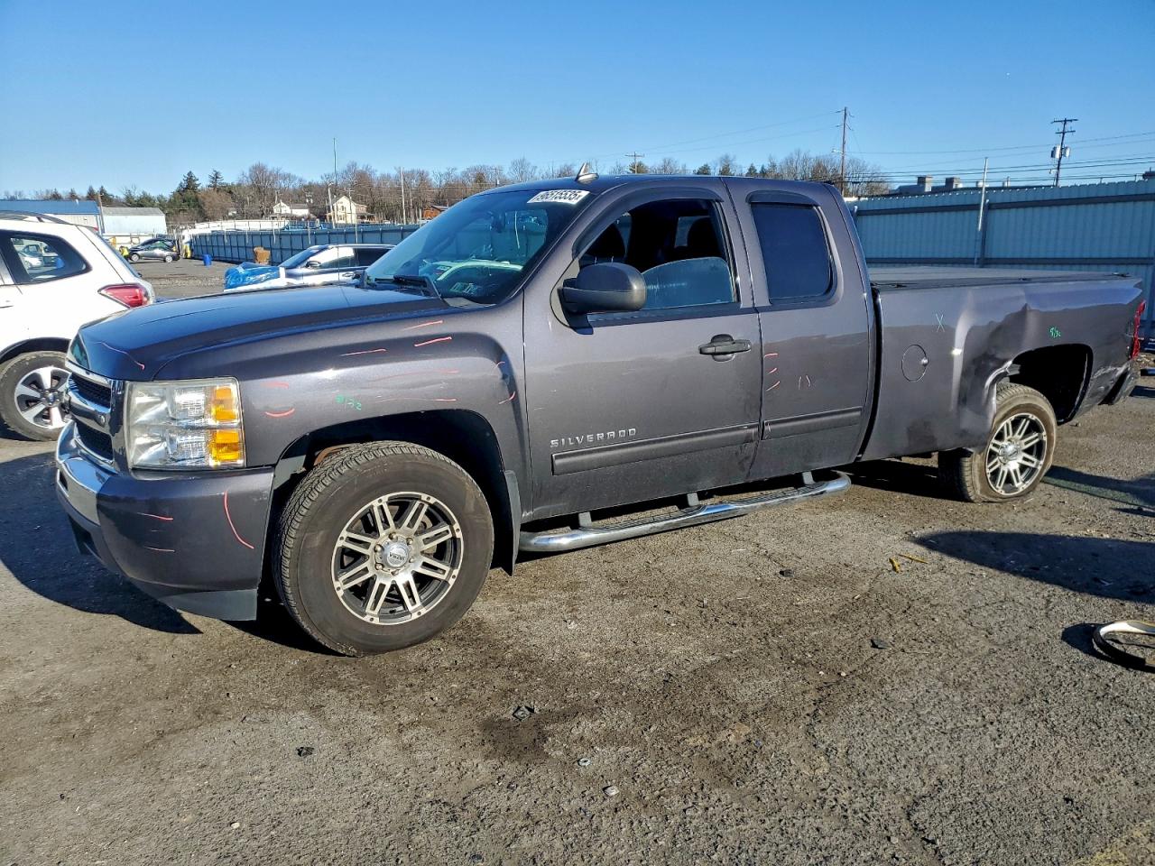 CHEVROLET SILVERADO 2011