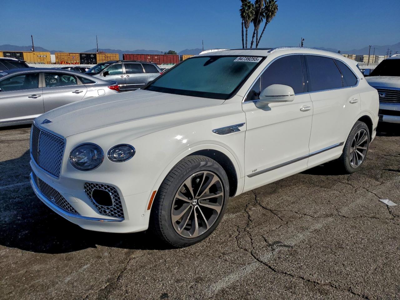 BENTLEY BENTAYGA 2022