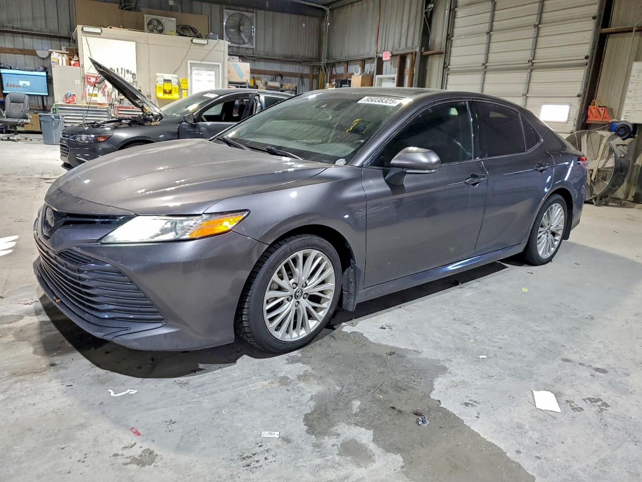 TOYOTA CAMRY L 2019