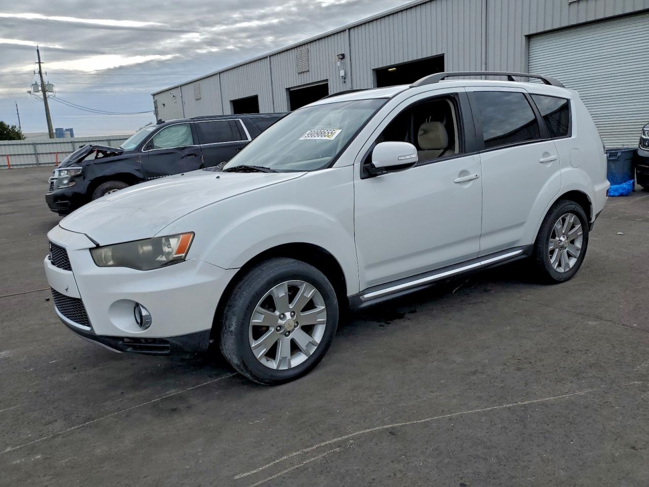 MITSUBISHI OUTLANDER 2010