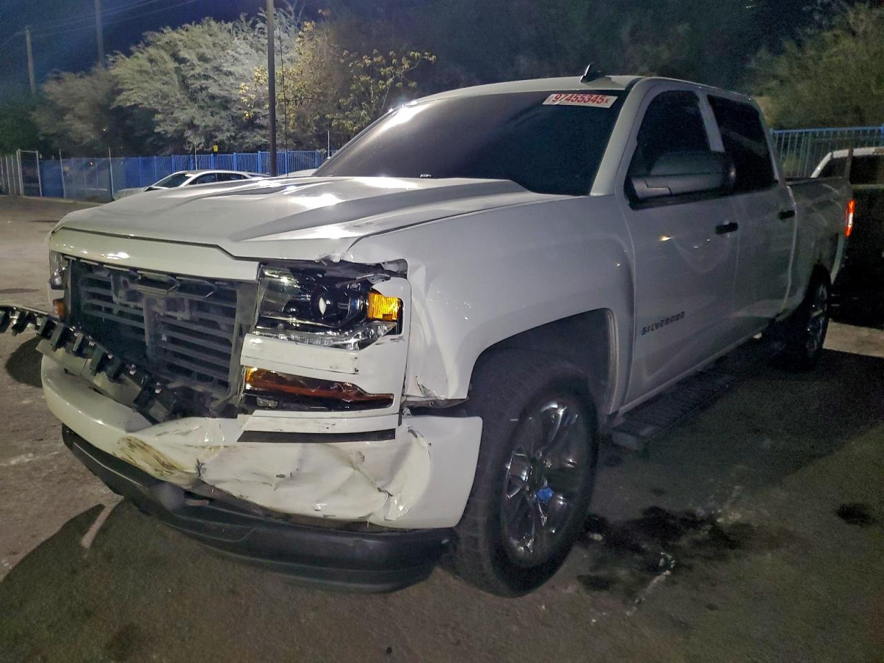 CHEVROLET SILVERADO 2018