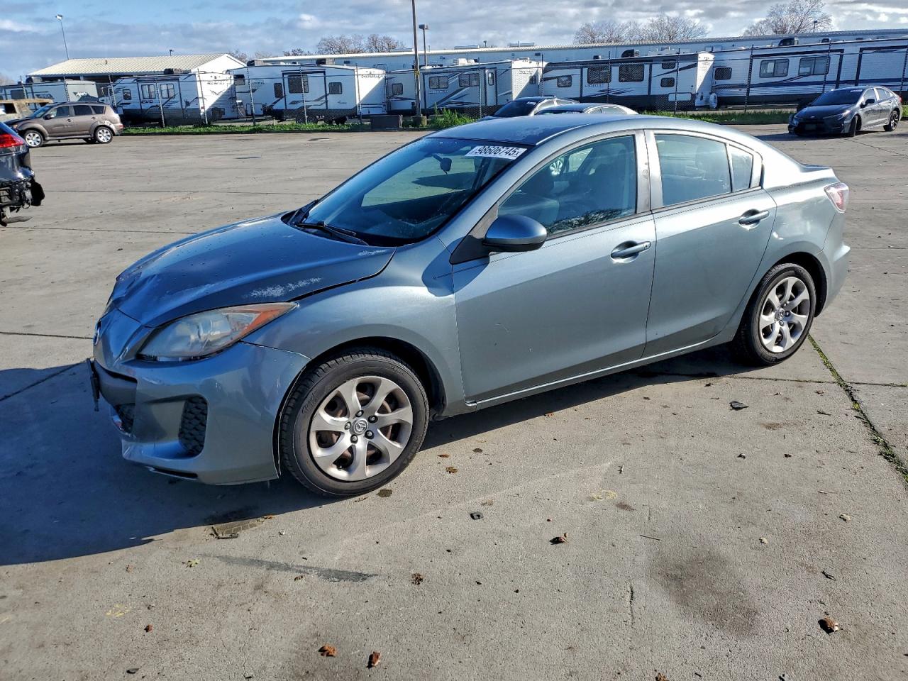 MAZDA 3 2013