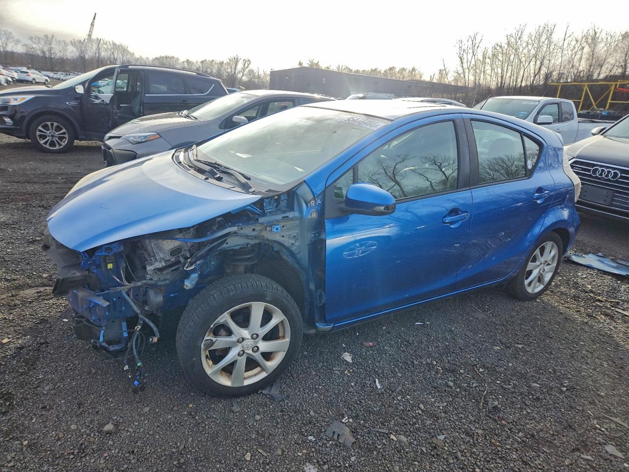 TOYOTA PRIUS C 2012