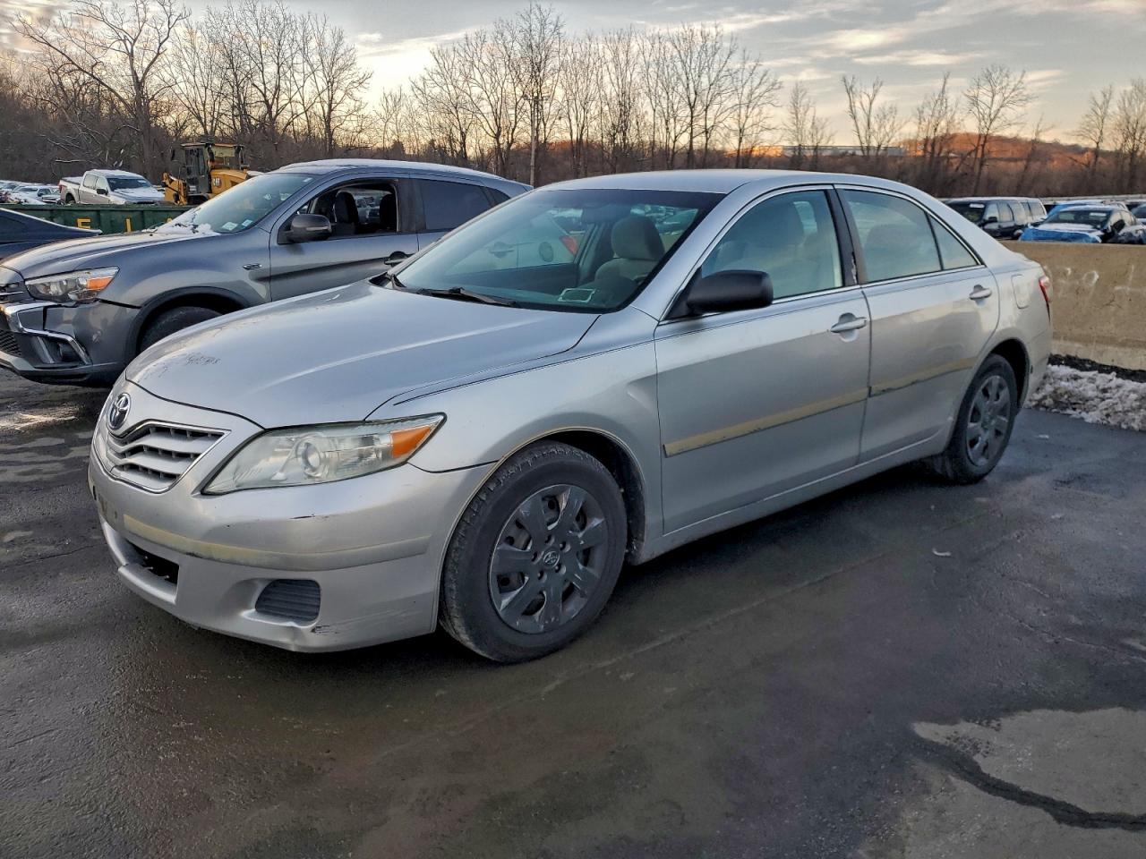 TOYOTA CAMRY 2010