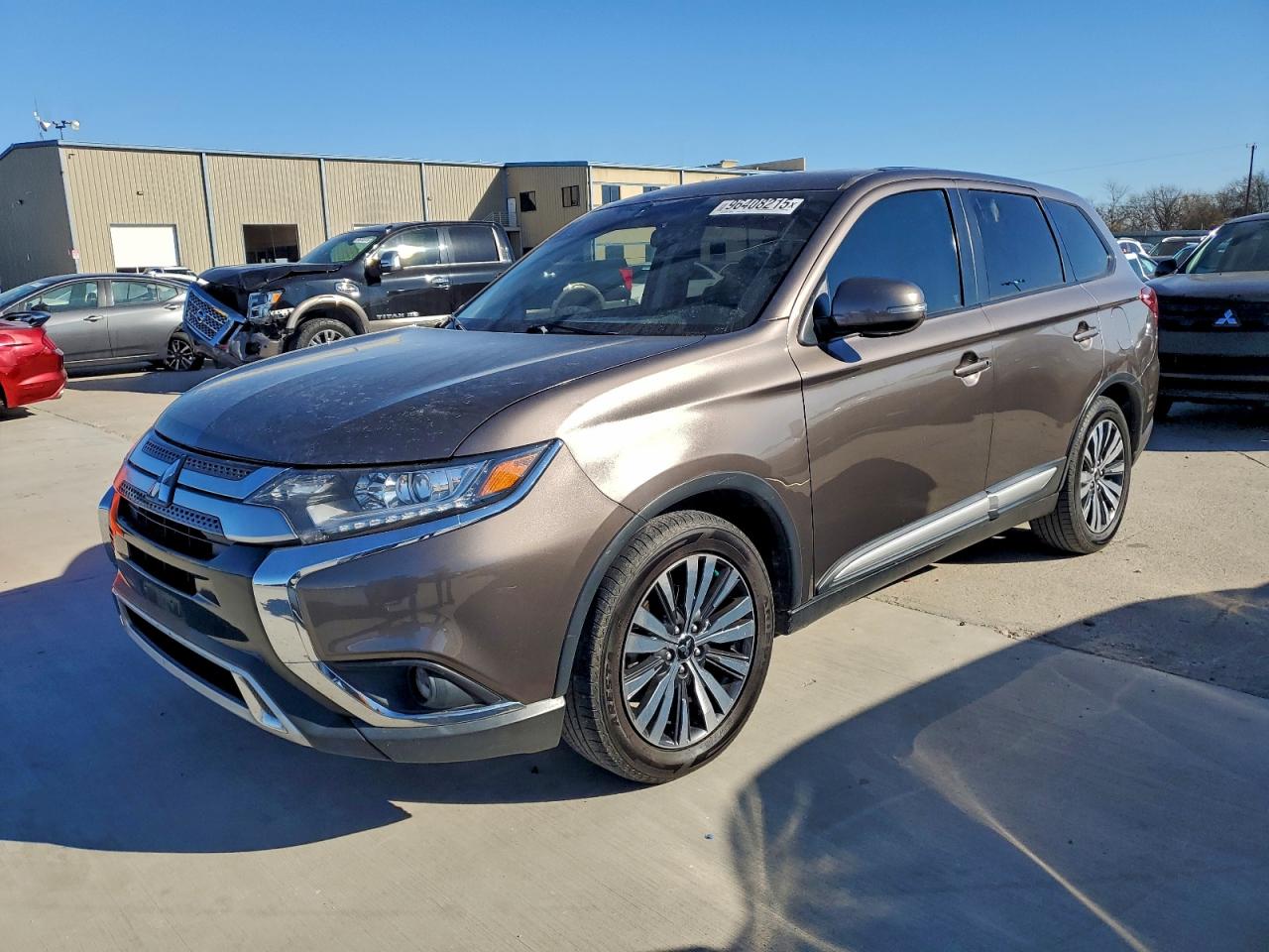 MITSUBISHI OUTLANDER 2019
