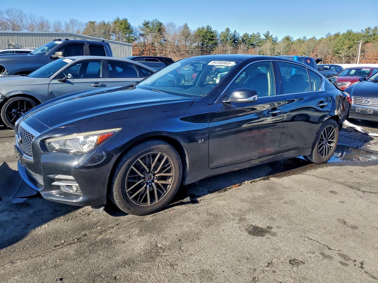 INFINITI Q50 BASE 2014