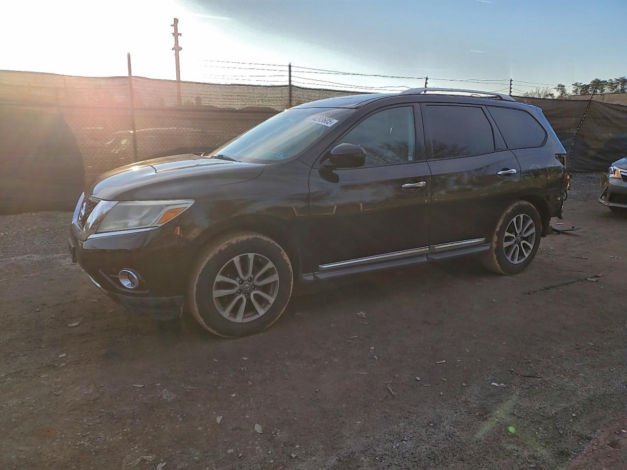 NISSAN PATHFINDER 2013