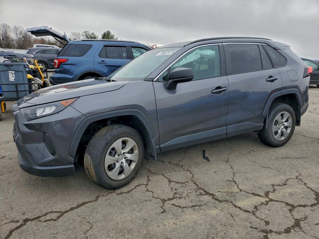 TOYOTA RAV4 LE 2021