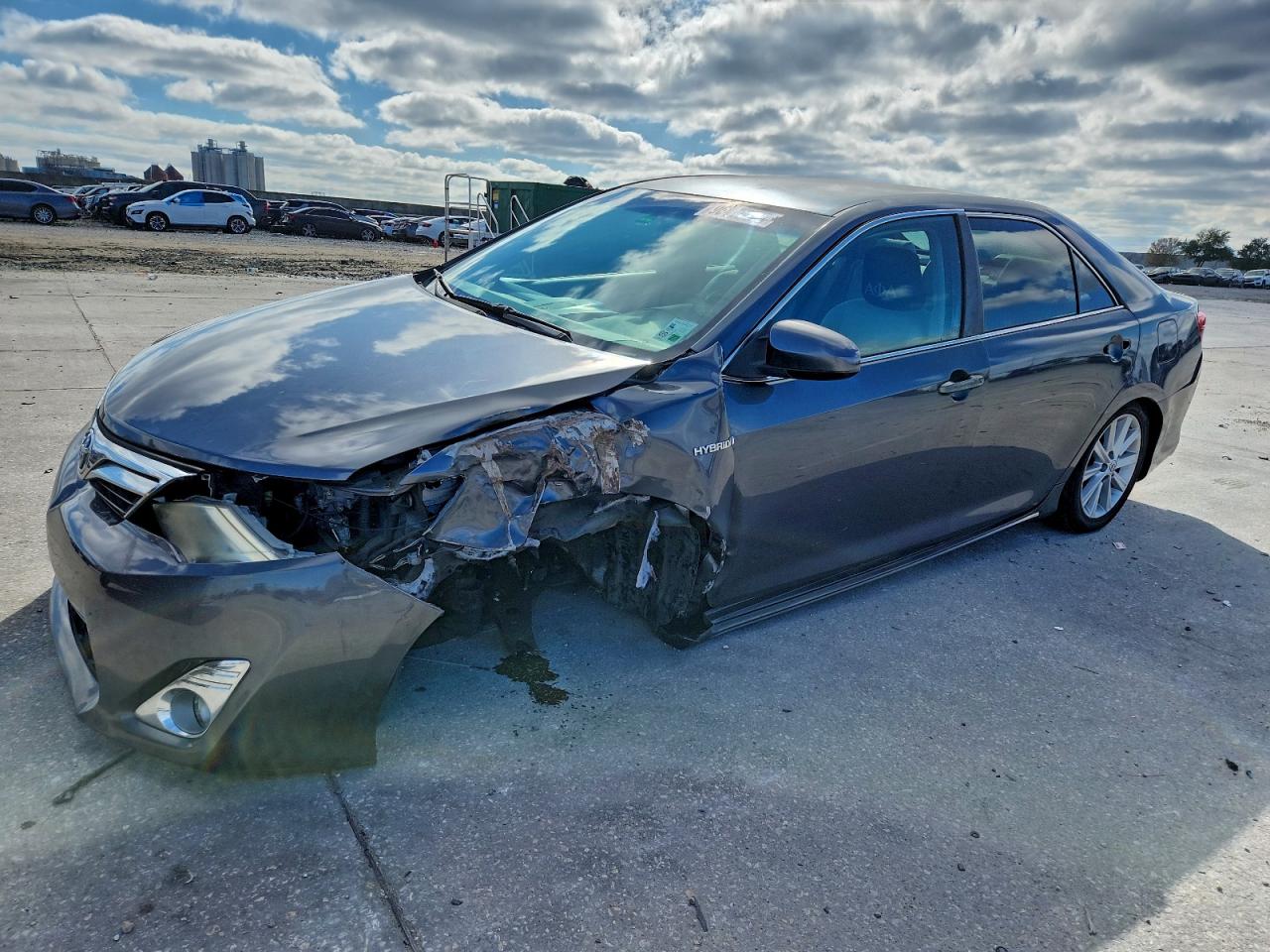 TOYOTA CAMRY HYBR 2012