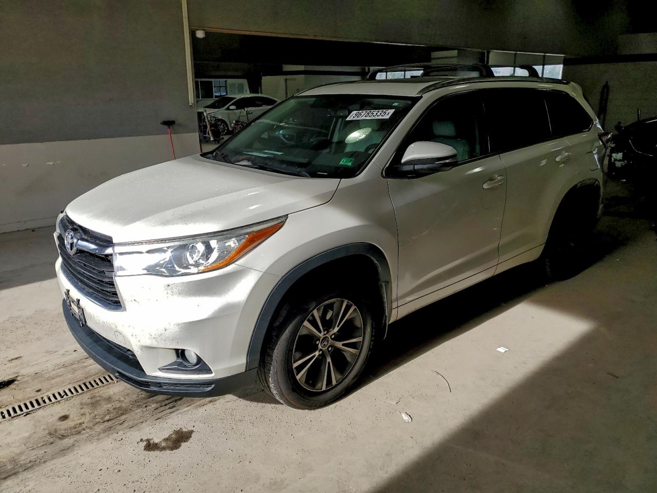 TOYOTA HIGHLANDER 2016