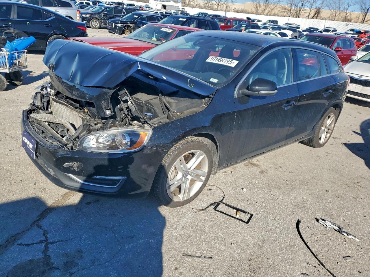 VOLVO V60 2015