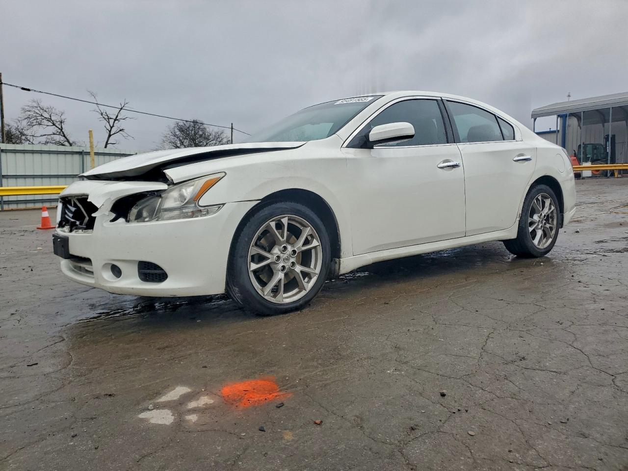 NISSAN MAXIMA 2014