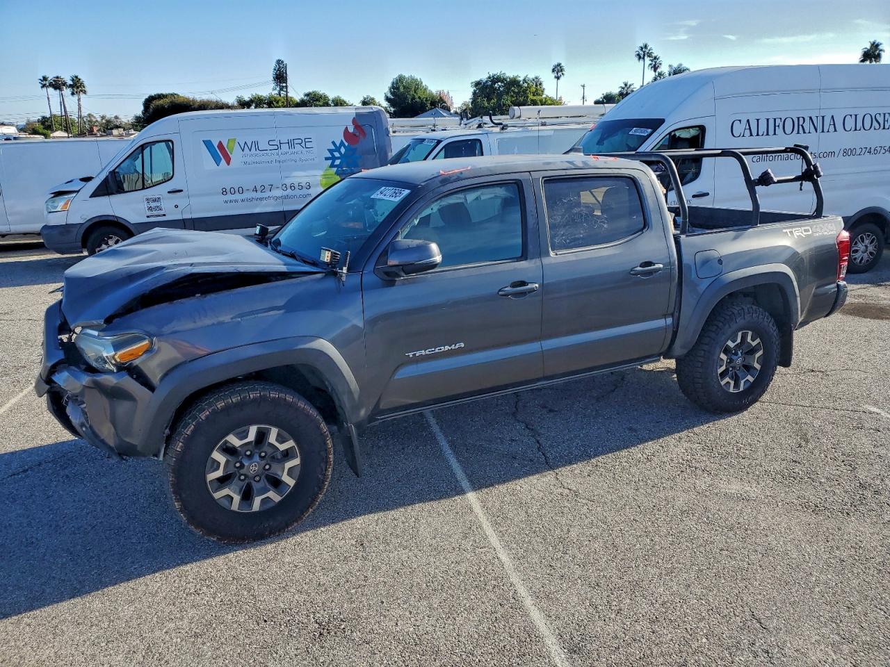 TOYOTA TACOMA 2018