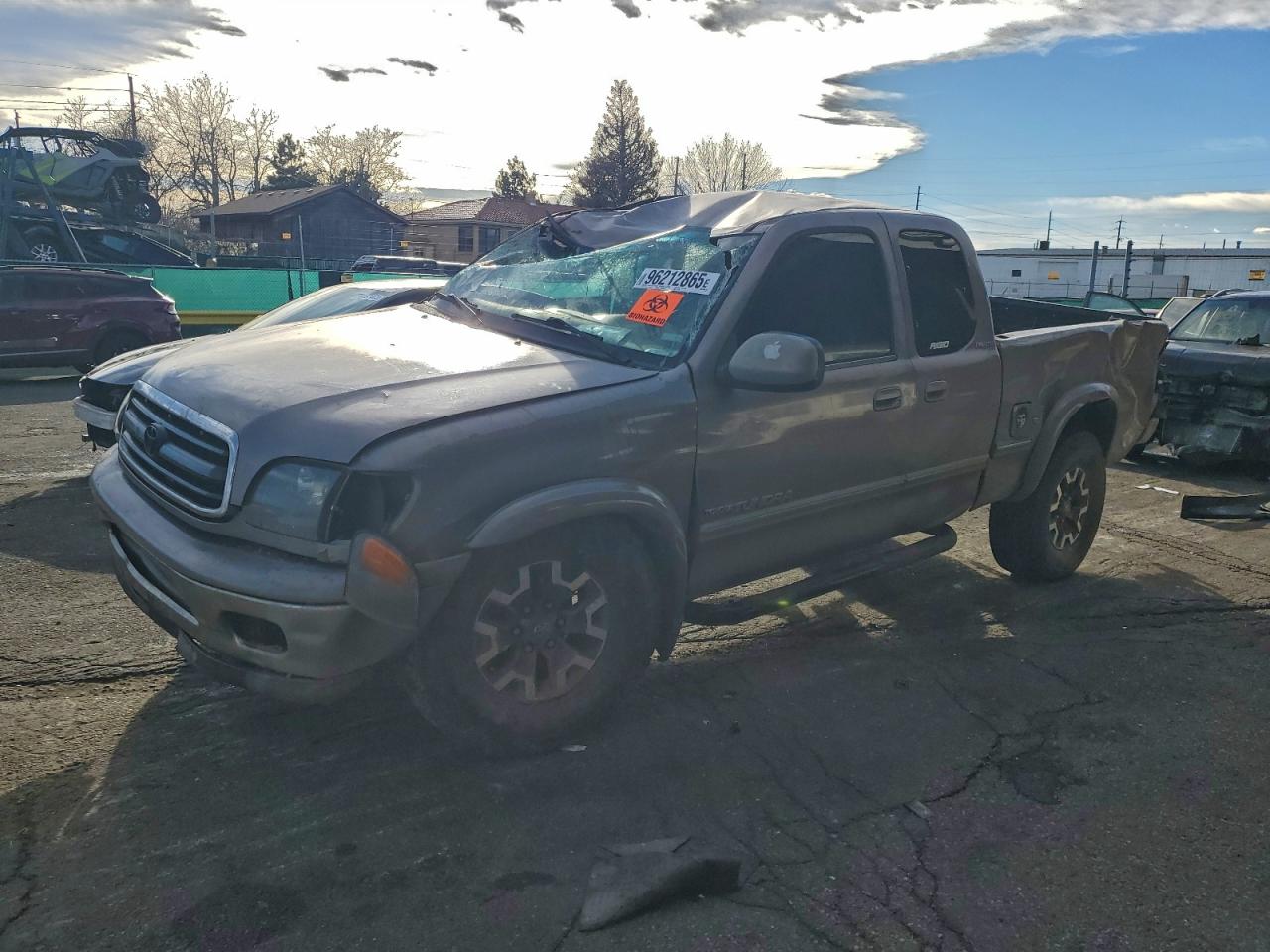 TOYOTA TUNDRA ACC 2000