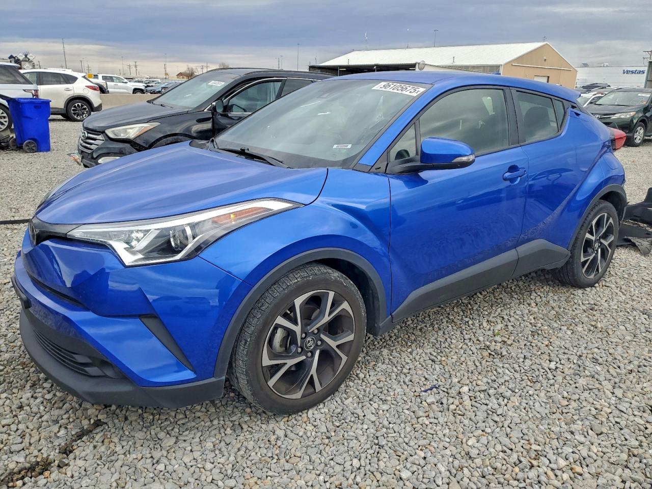 TOYOTA C-HR XLE 2019