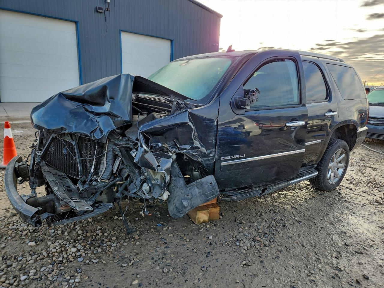 GMC YUKON 2013
