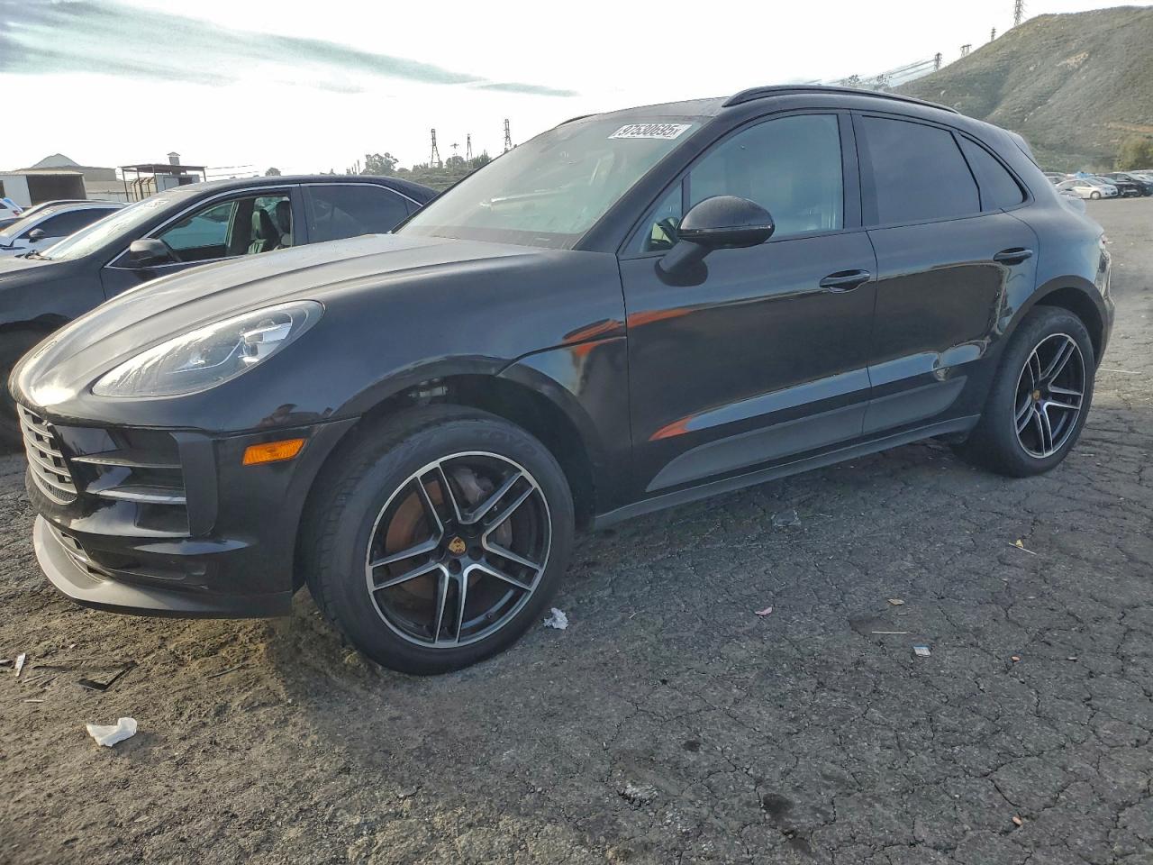 PORSCHE MACAN 2021