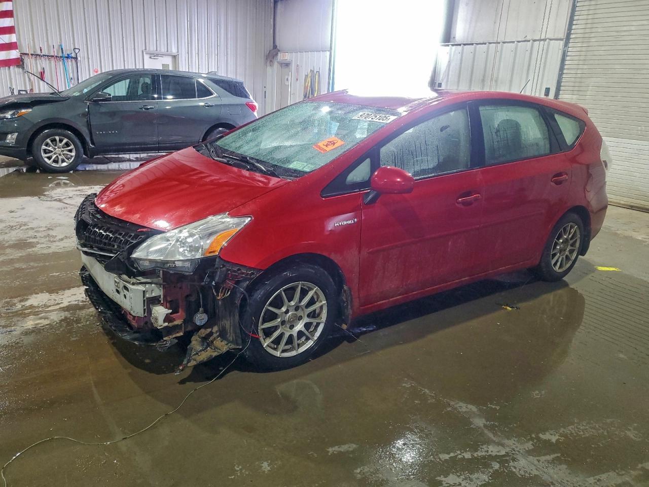 TOYOTA PRIUS V 2014