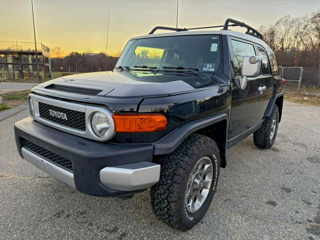 TOYOTA FJ CRUISER 2013