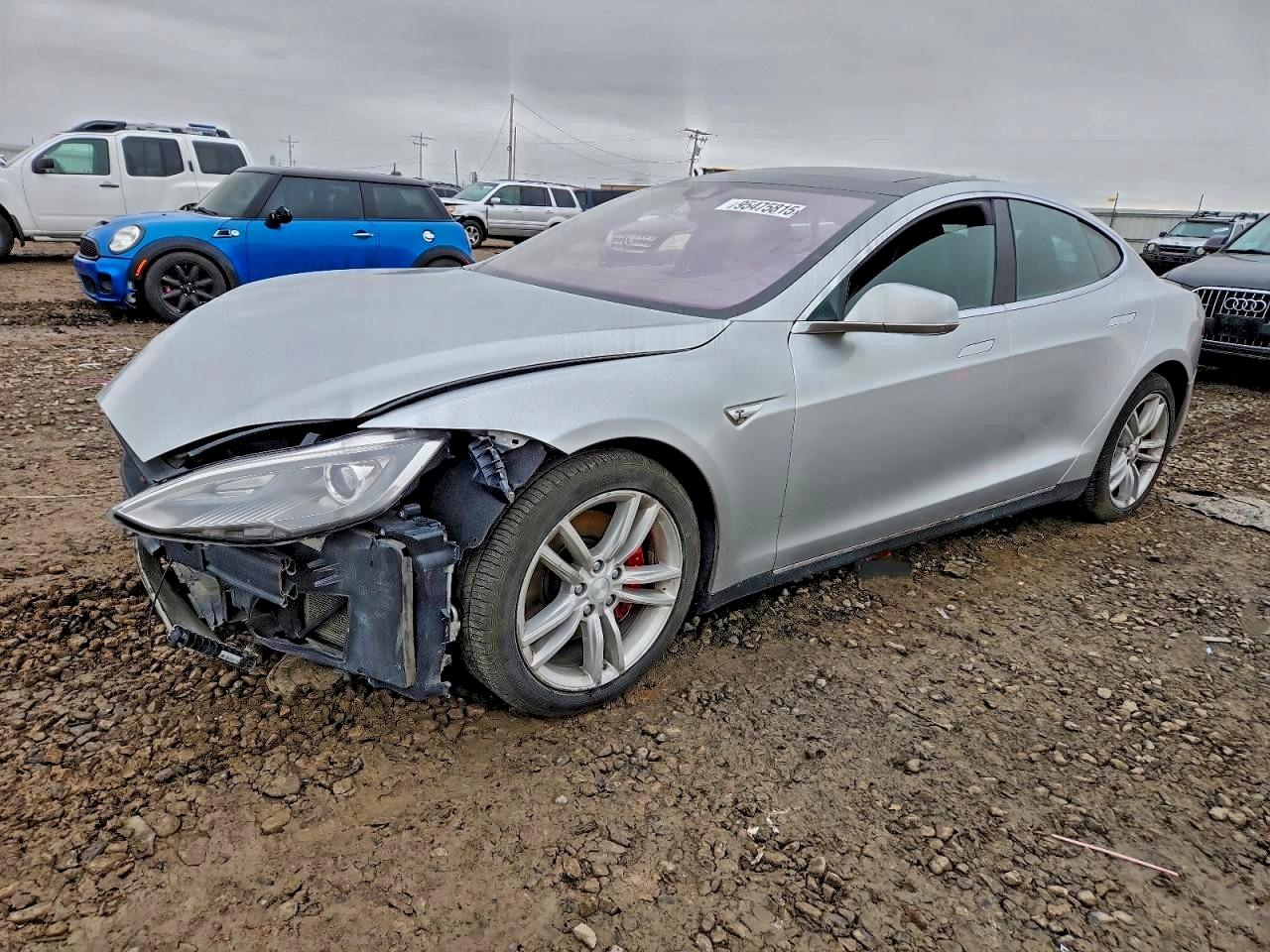 TESLA MODEL S 2014