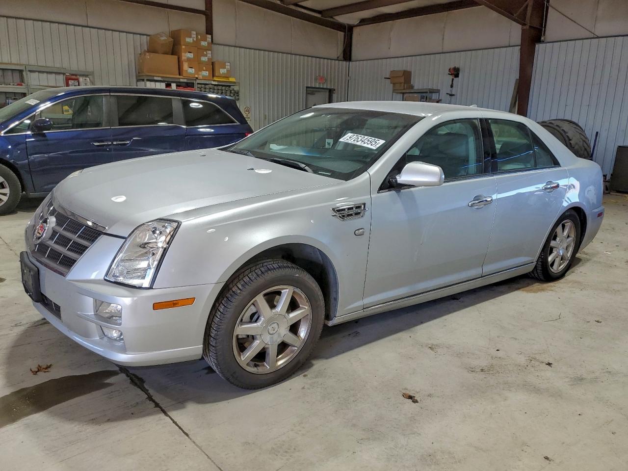 CADILLAC STS 2010