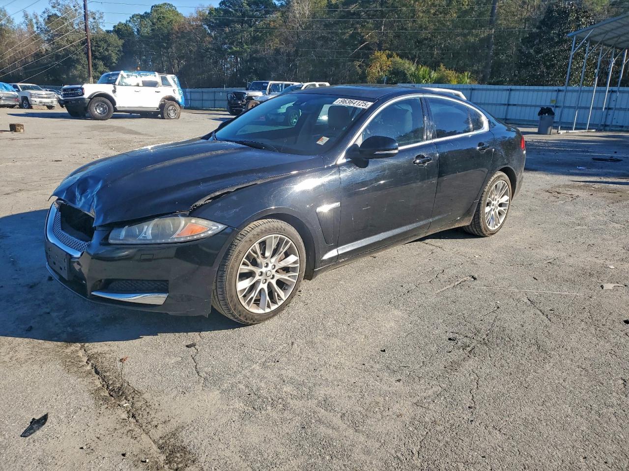JAGUAR XF 2013