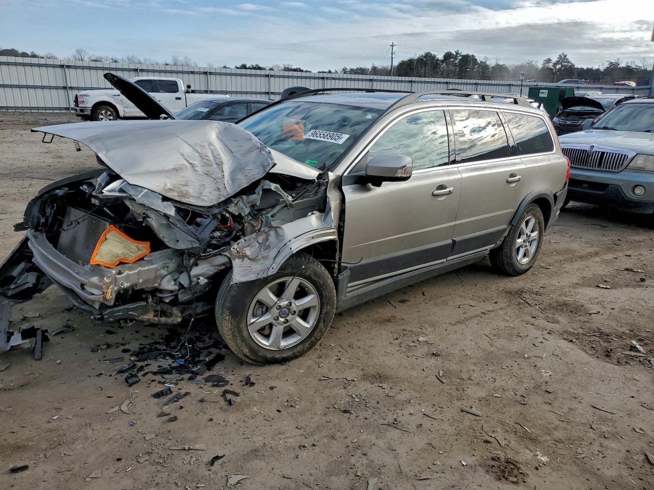 VOLVO XC70 3.2 2012